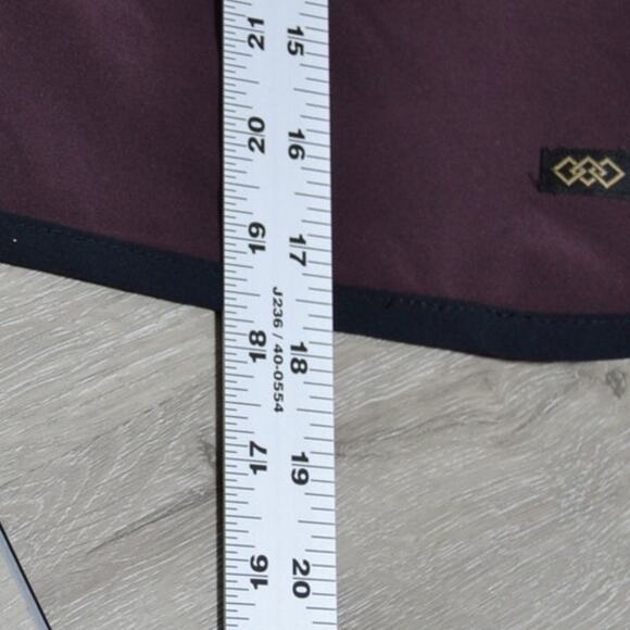 Leg3nd Discovery Men's Maroon & Black Athletic Shorts Size Large - Picture 6 of 6
